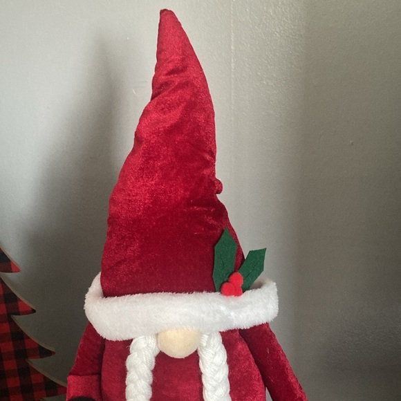 NWT- Beautiful Mrs Claus Greeter Gnome Decoration w/ Extendable Legs 27”-37” H - Picture 6 of 17